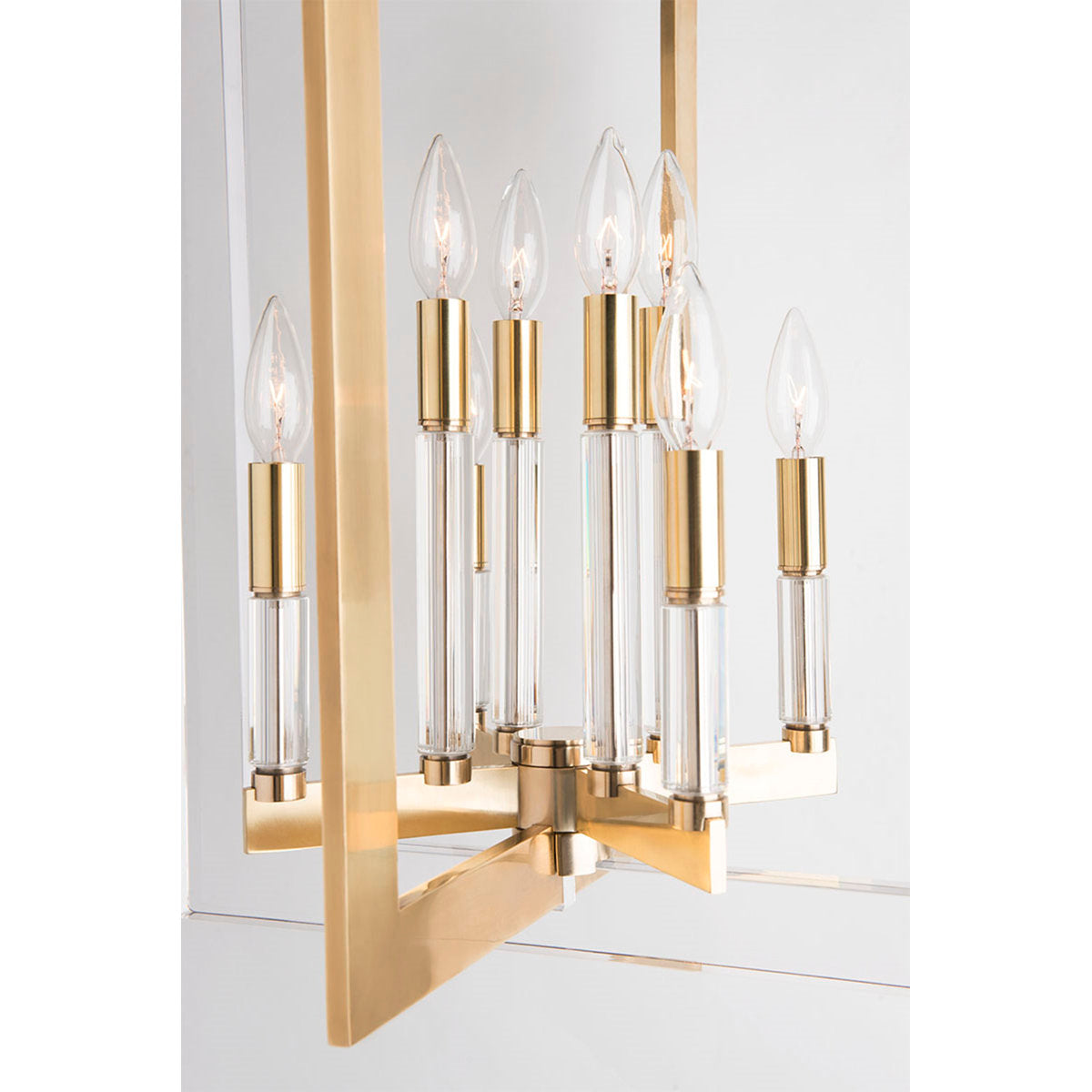 Wellington 8 - Light Chandelier