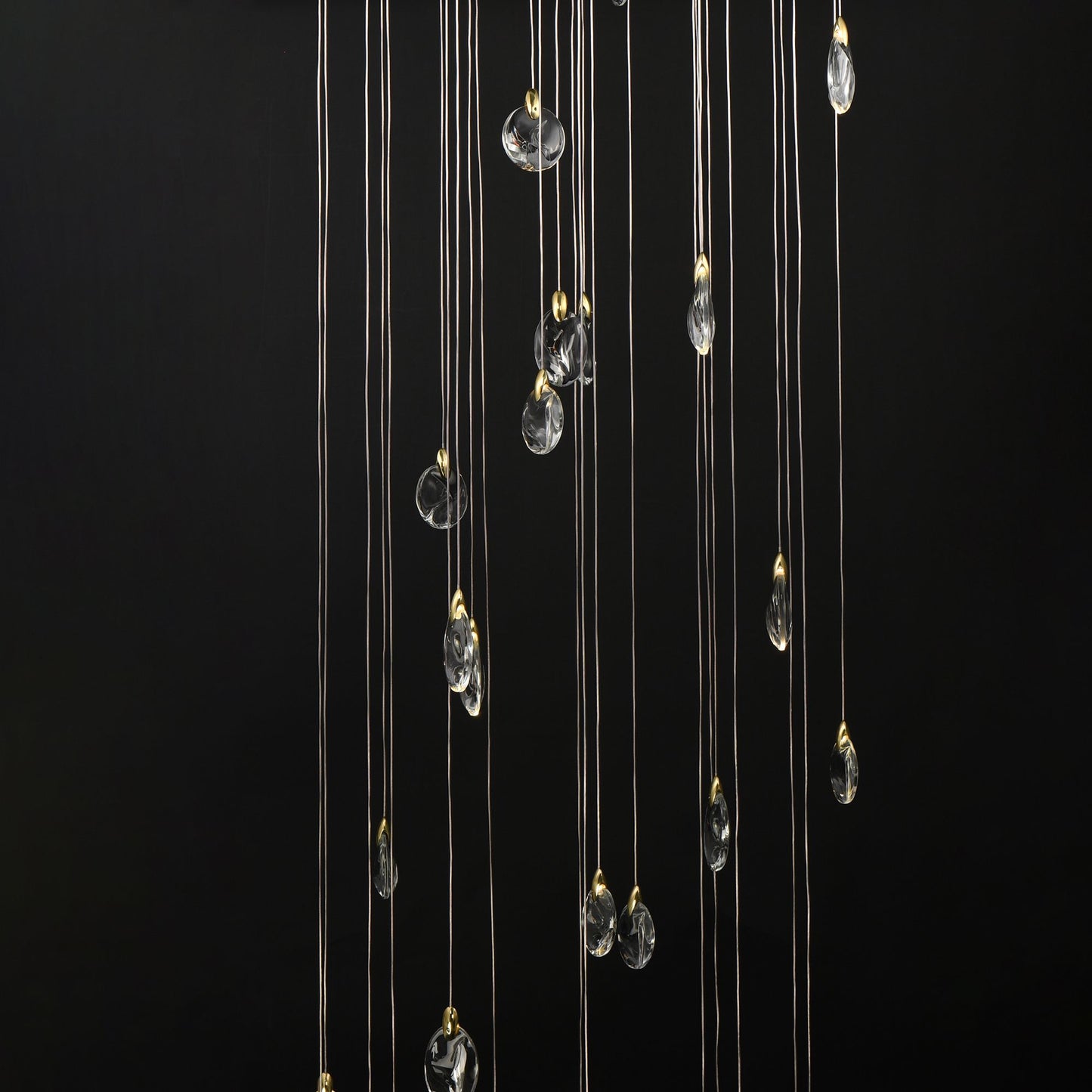 ET2 Pebble 36" Black/Polished Gold 30-Light LED Pendant